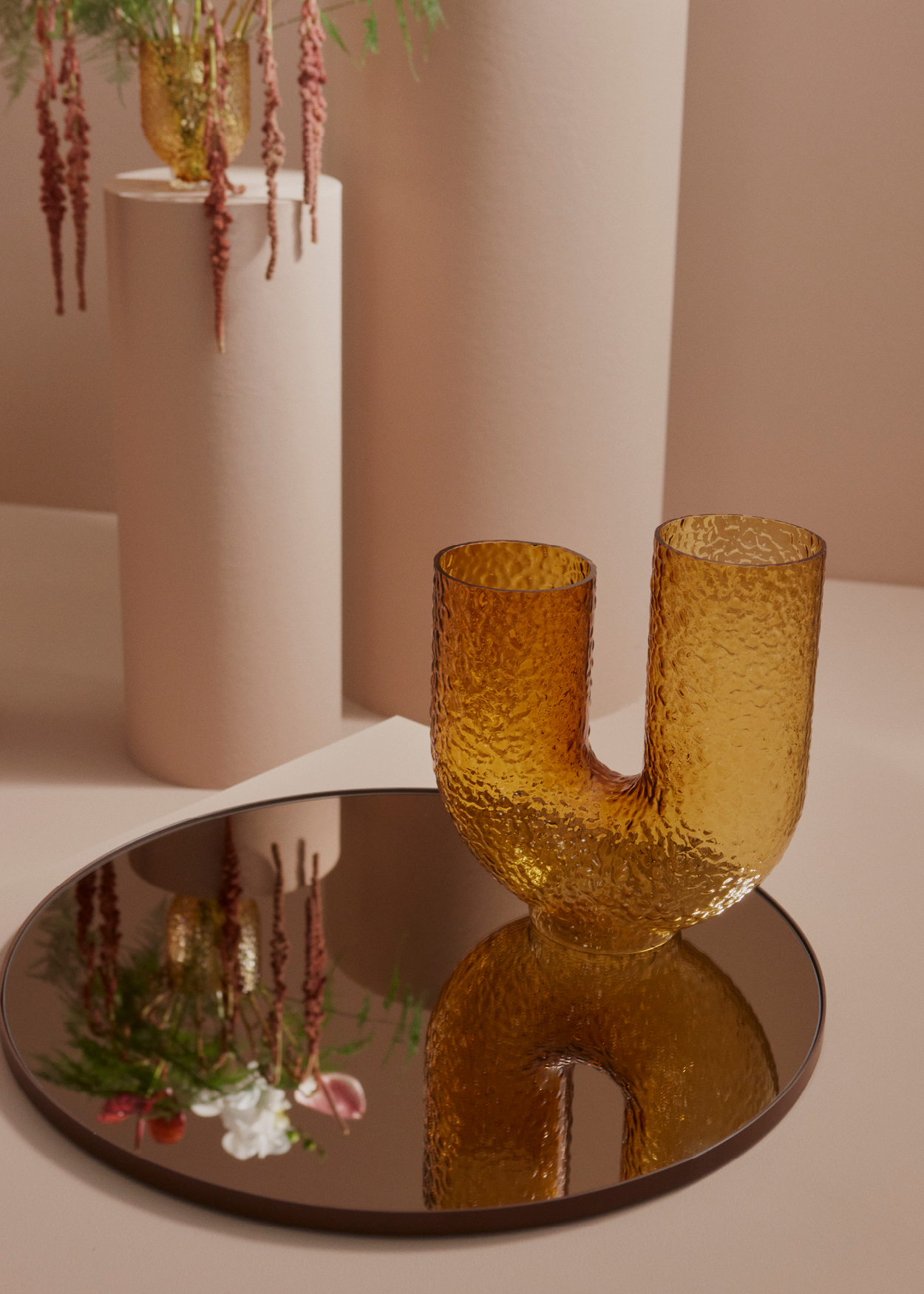 ARURA vase en verre haut ARURA vase en verre haut